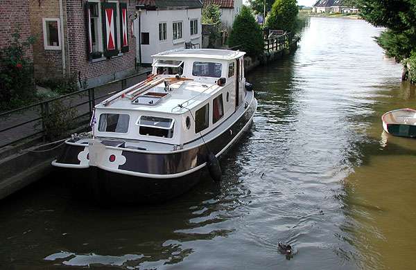 Holandsko  z lodě